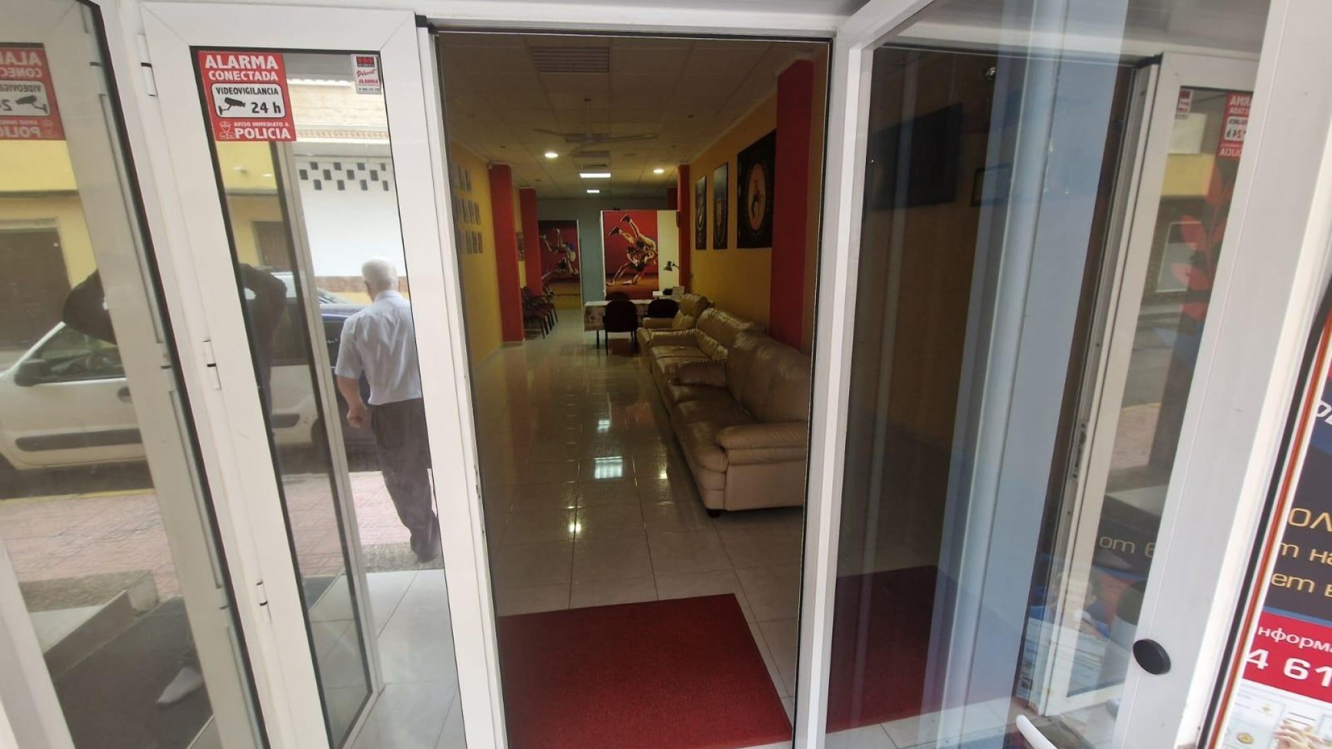 Revente - Commercial -
Torrevieja - Estacion de autobuses