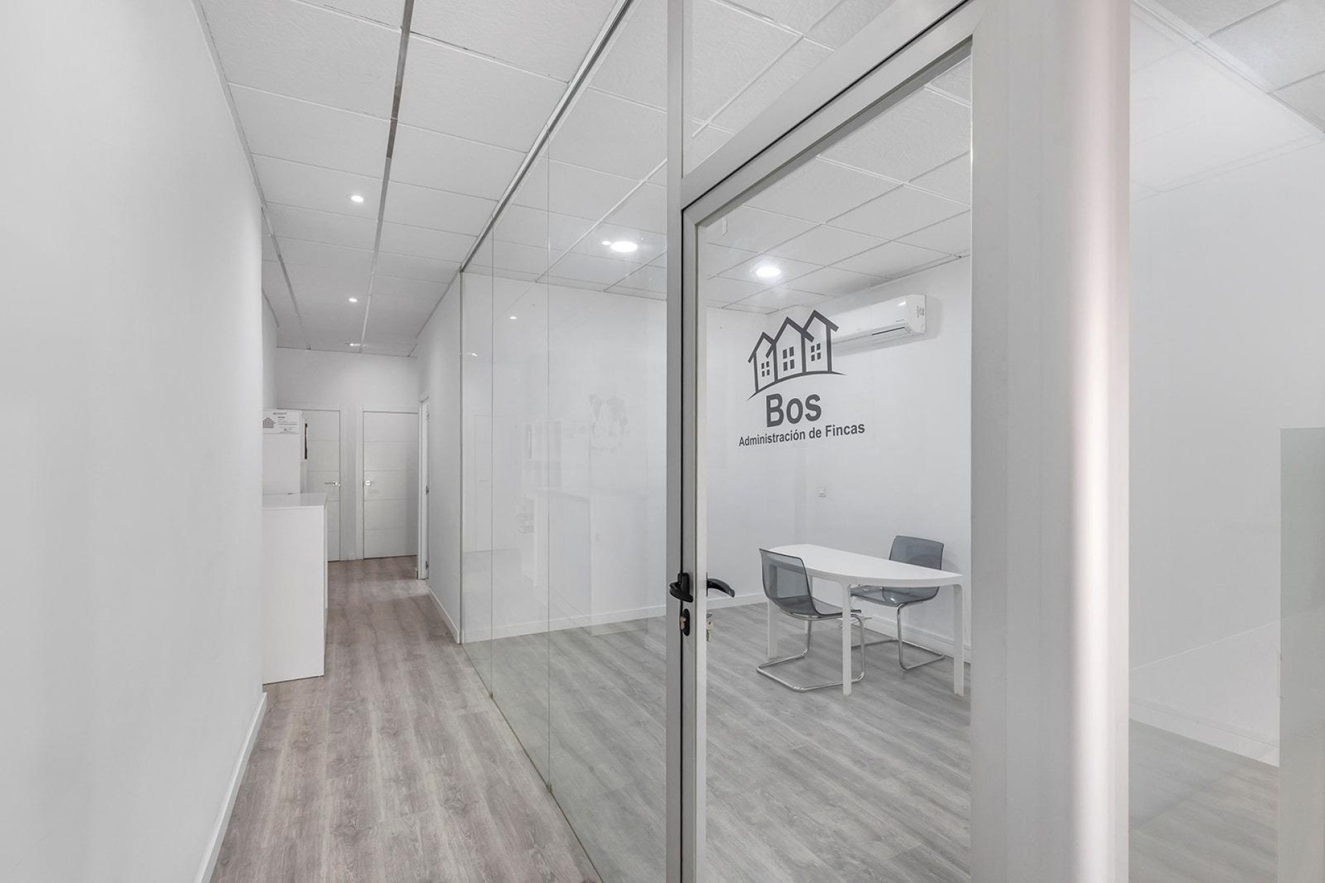 Revente - Commercial -
Torrevieja - La Mata pueblo