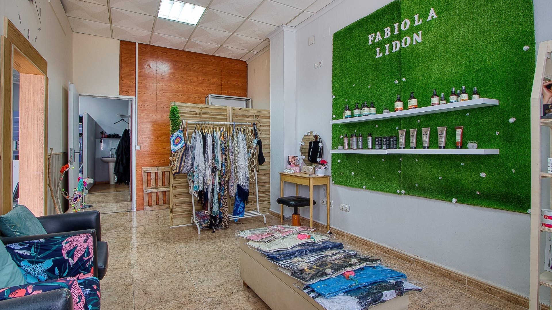 Revente - Commercial -
Torrevieja - La Mata