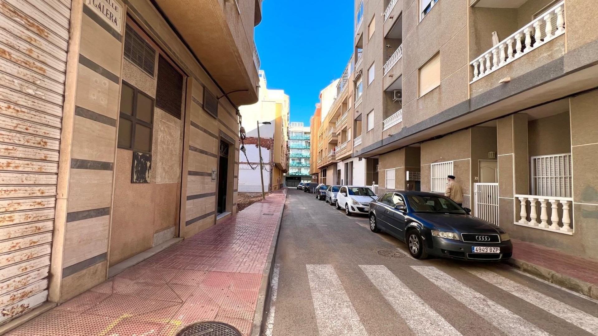 Revente - Commercial -
Torrevieja - Playa de los Naufragos