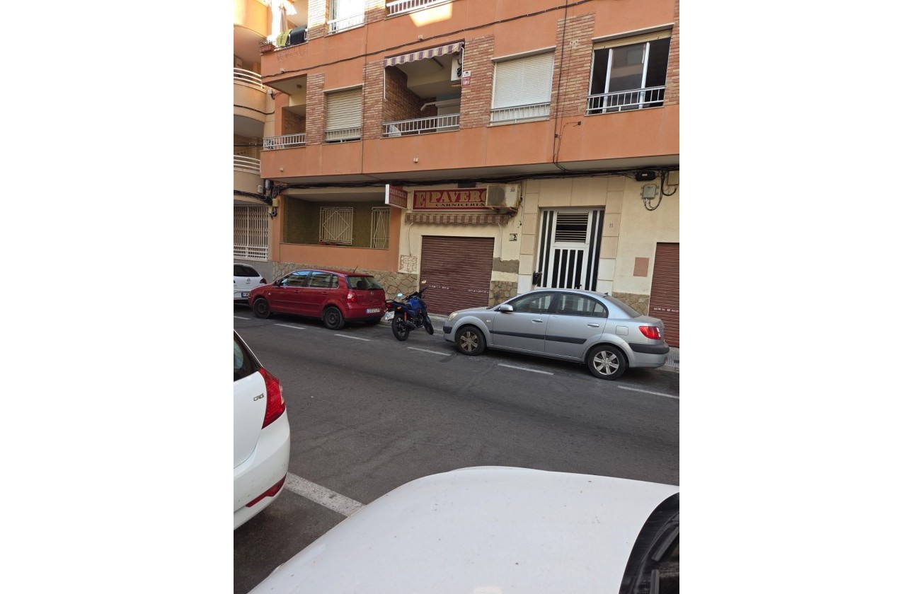 Revente - Commercial -
Torrevieja