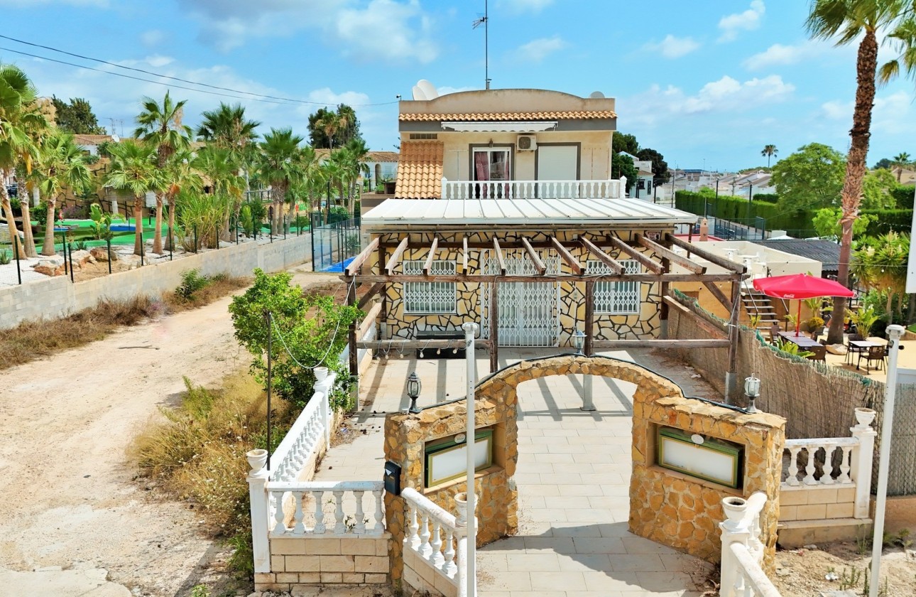 Revente - Commercial -
Villamartín