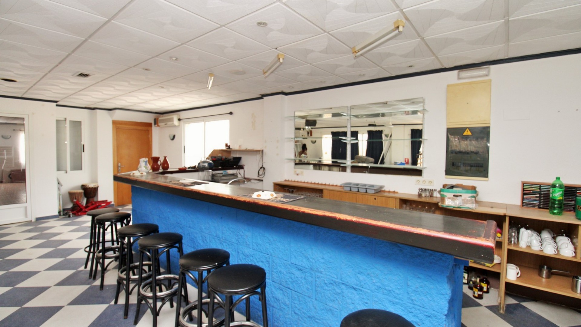 Revente - Commercial -
Villamartín