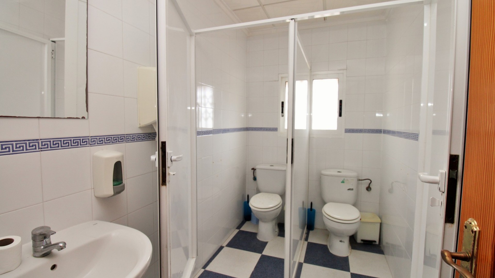 Revente - Commercial -
Villamartín