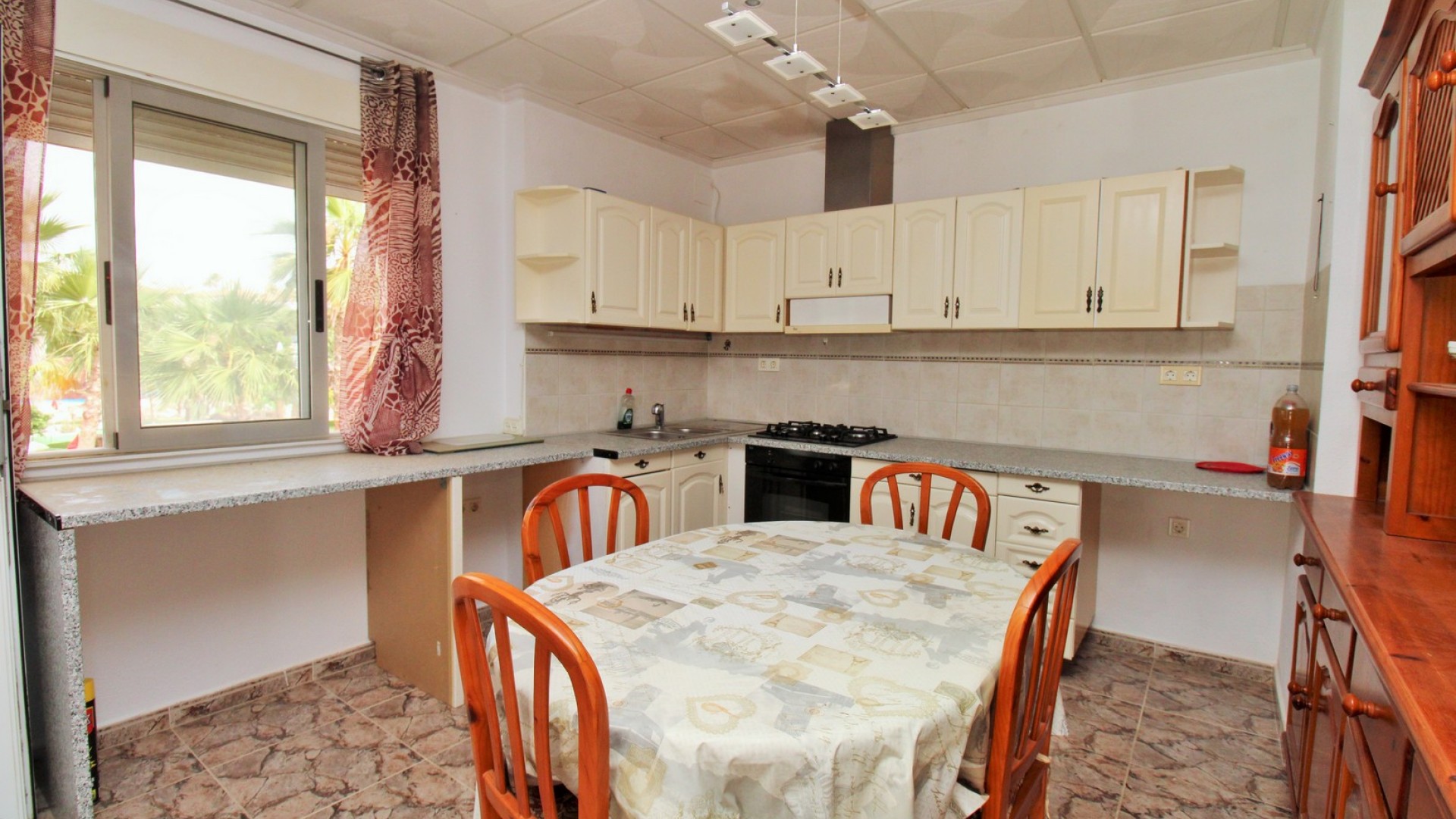 Revente - Commercial -
Villamartín