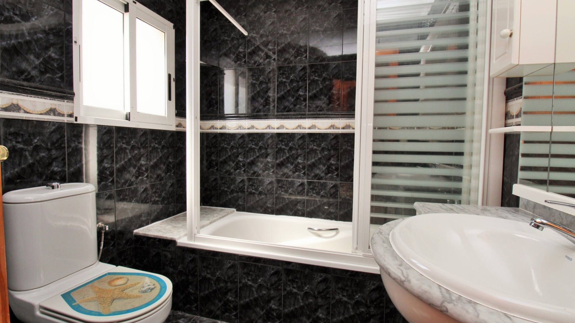 Revente - Commercial -
Villamartín