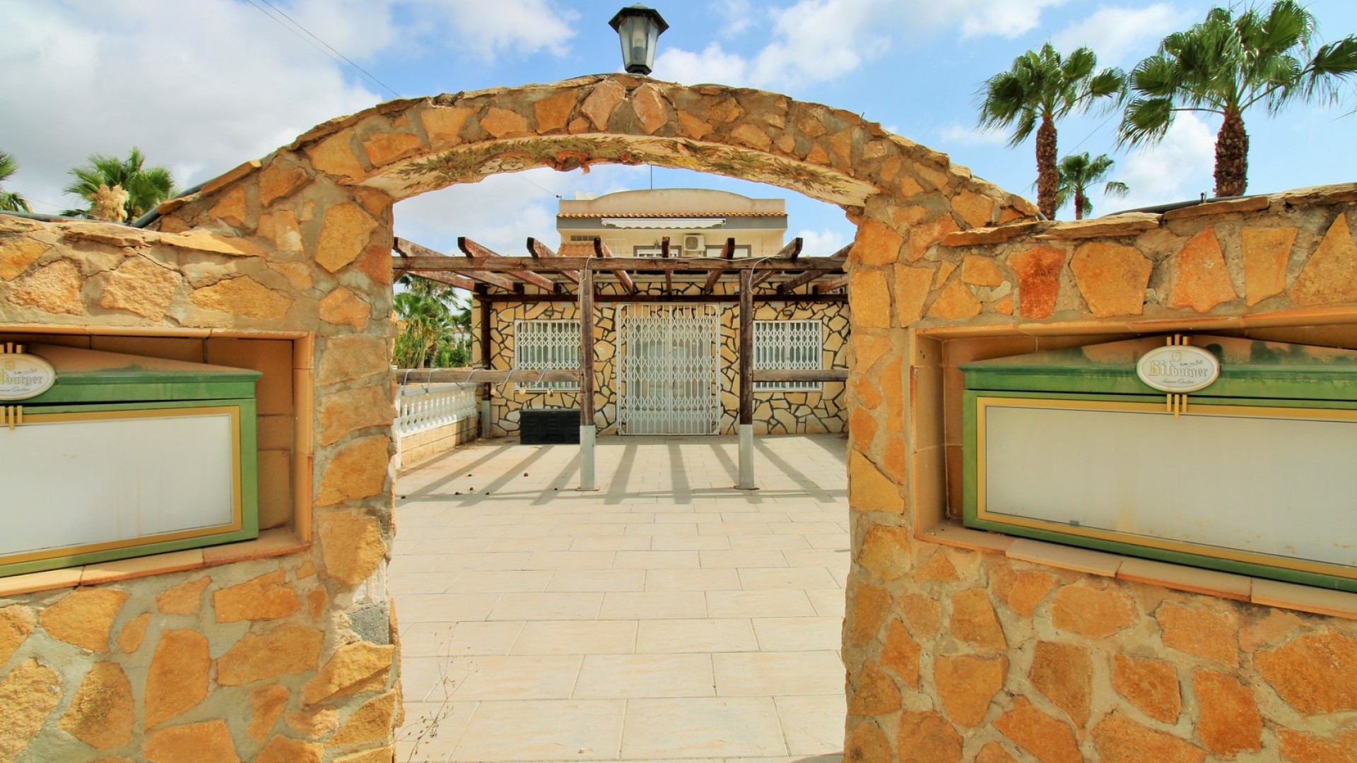 Revente - Commercial -
Villamartín