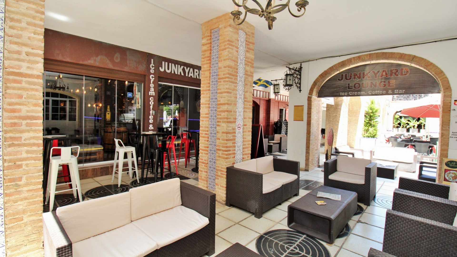 Revente - Commercial -
Villamartín