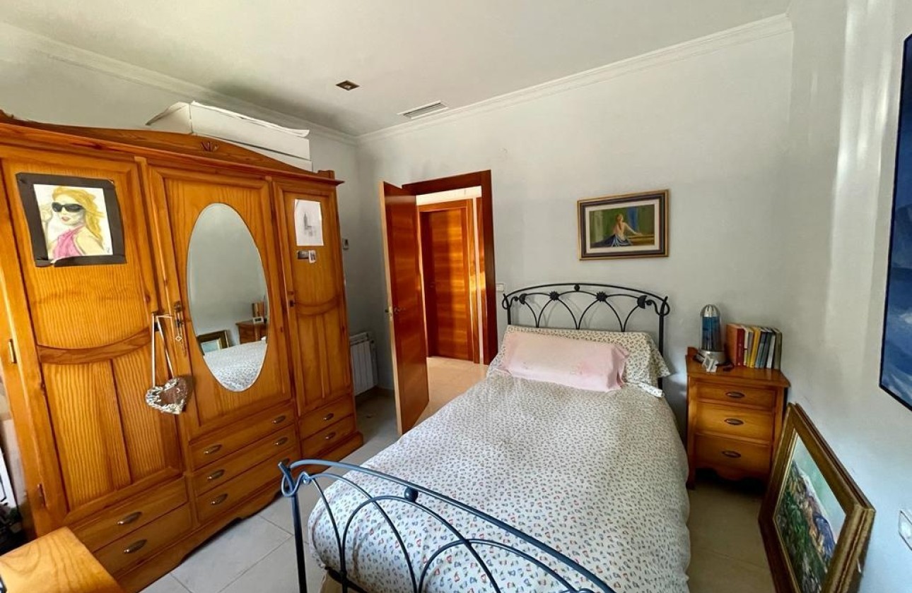 Revente - Detached Villa -
Albatera