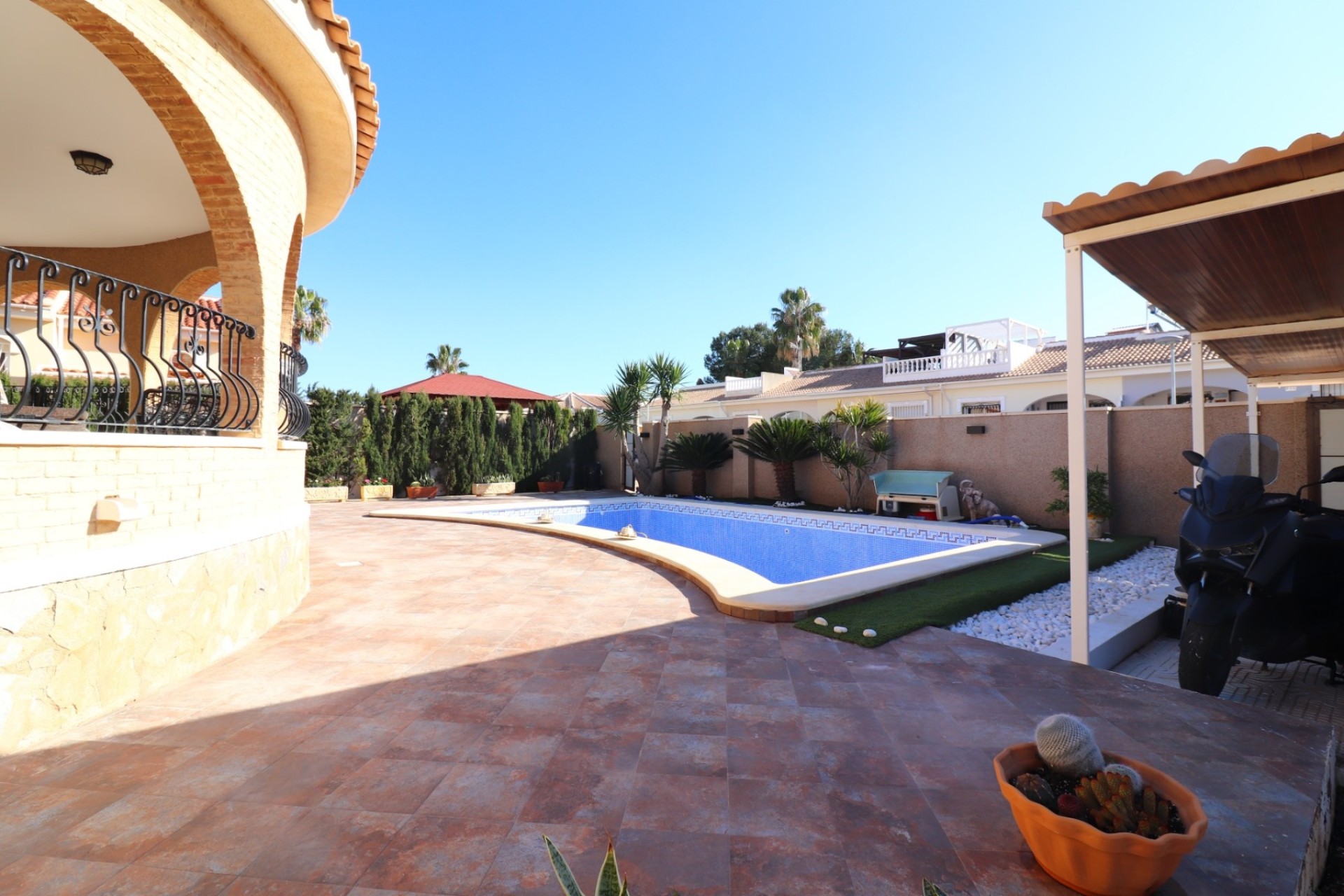 Revente - Detached Villa -
Benijofar - Monte Azul