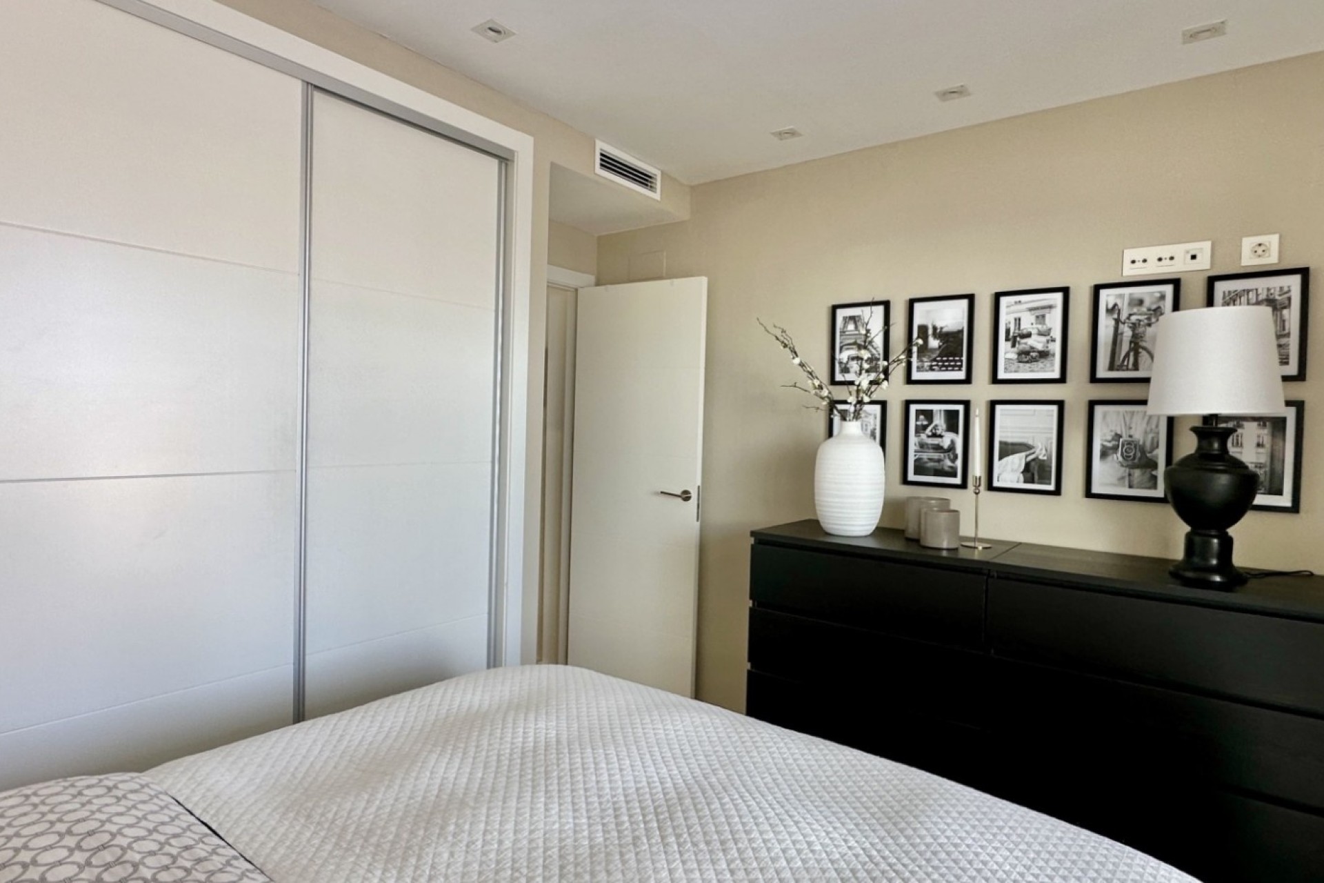 Revente - Detached Villa -
Orihuela Costa - Lomas de Cabo Roig