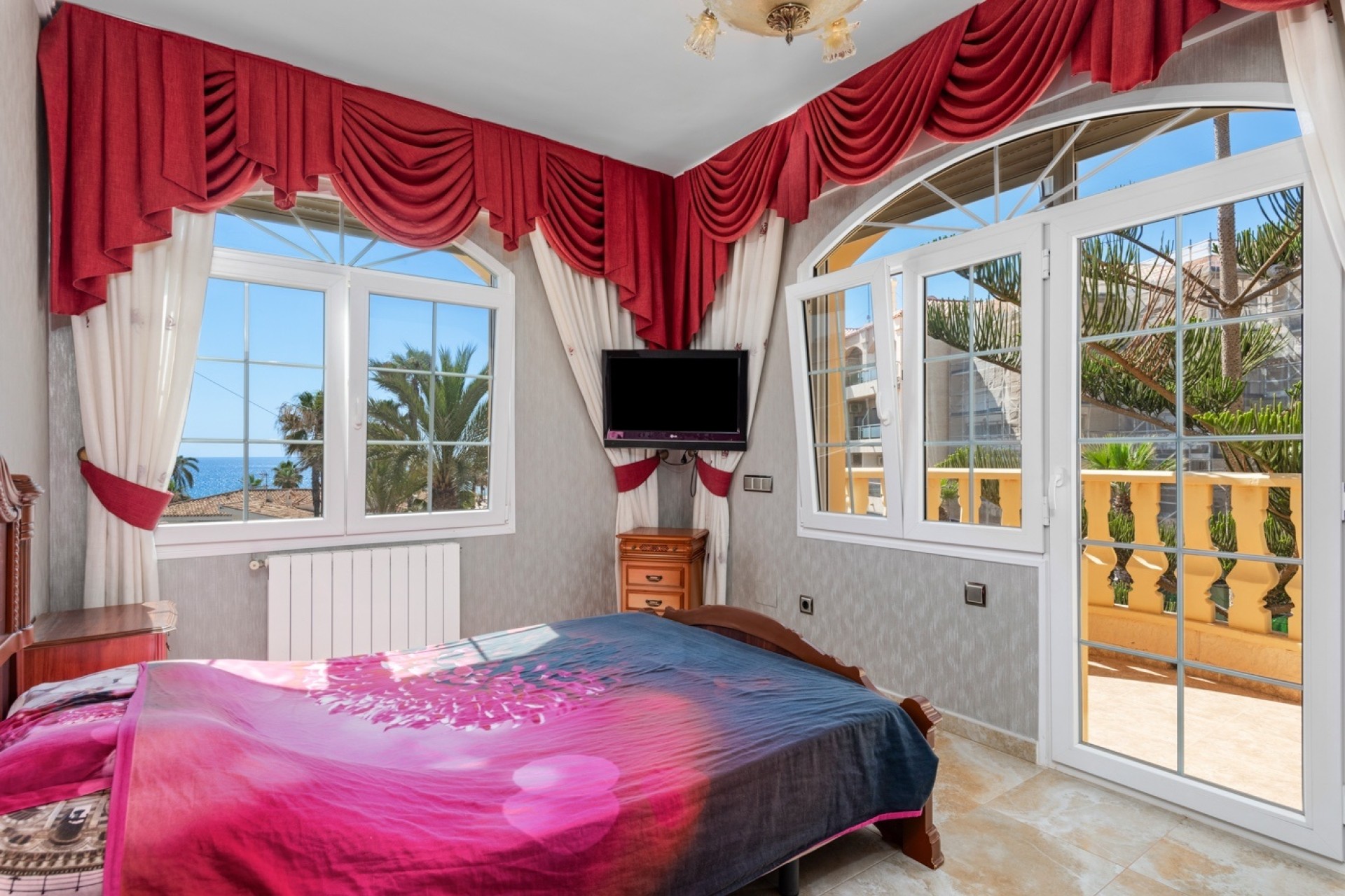 Revente - Detached Villa -
Orihuela Costa - Playa Flamenca