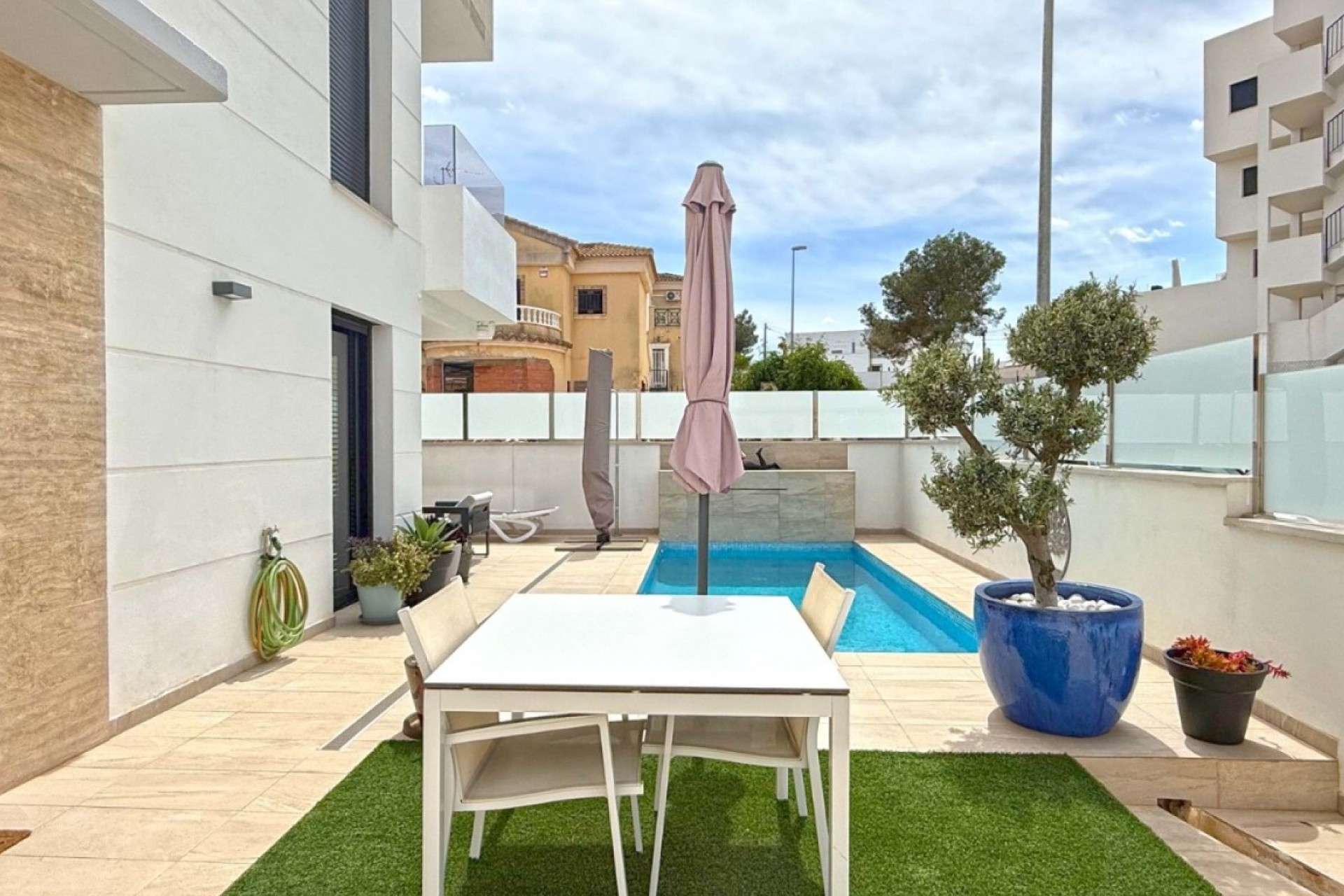 Revente - Detached Villa -
Orihuela Costa - Villamartín