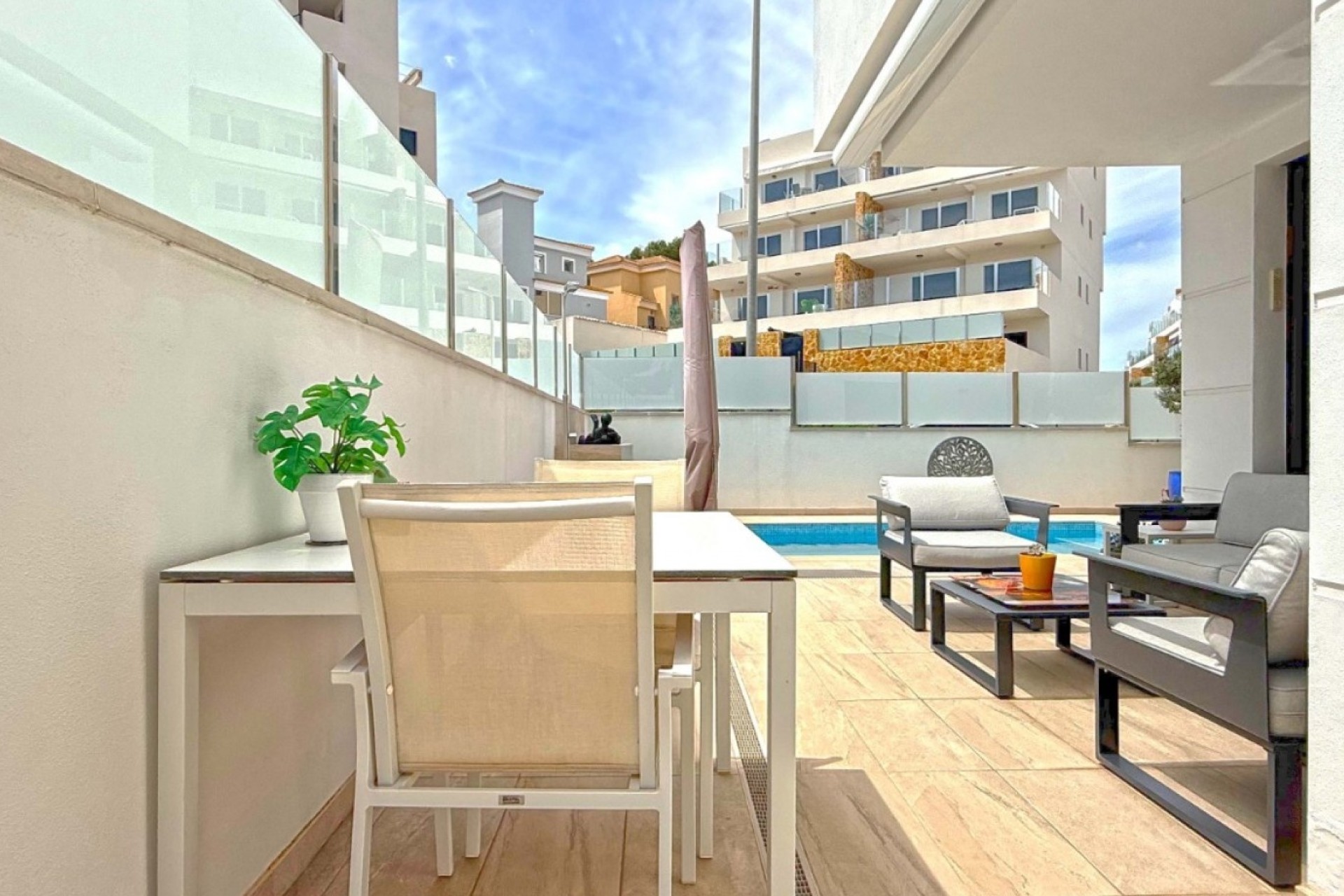 Revente - Detached Villa -
Orihuela Costa - Villamartín