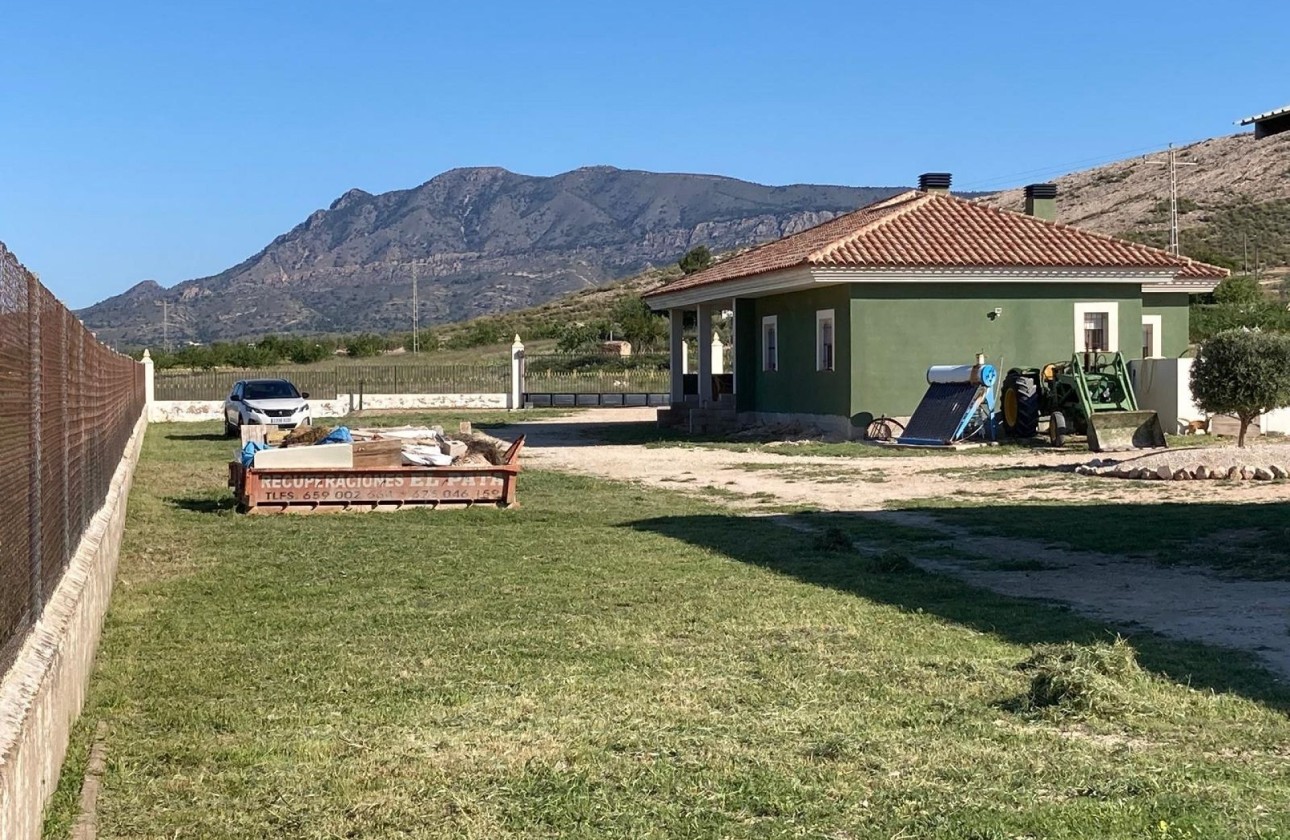 Revente - Detached Villa -
Torre del Rico - Torre Del Rico