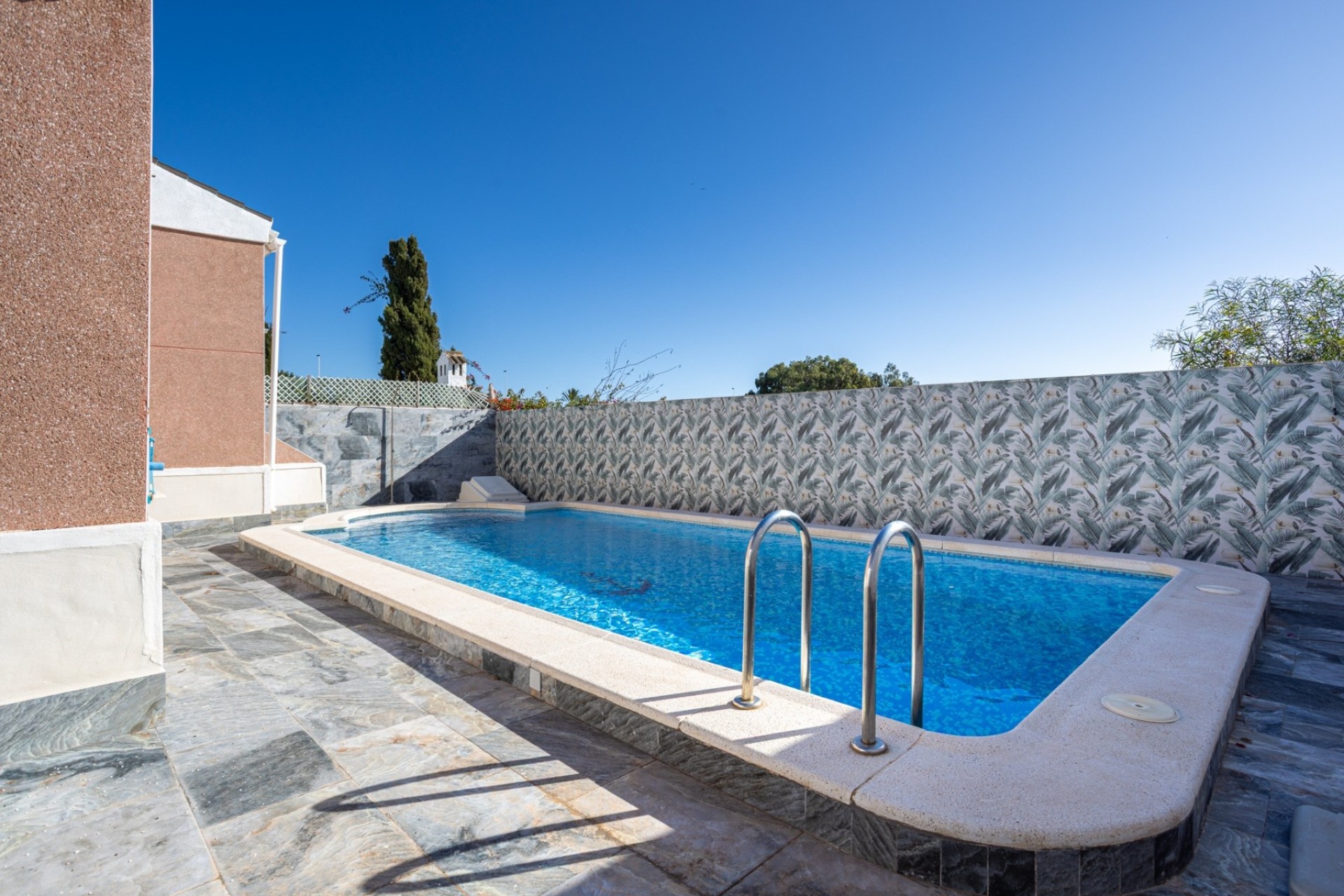 Revente - Detached Villa -
Torrevieja - Urbanización San Luis
