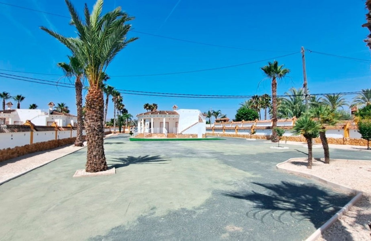 Revente - Finca / Propriété rurale -
Catral