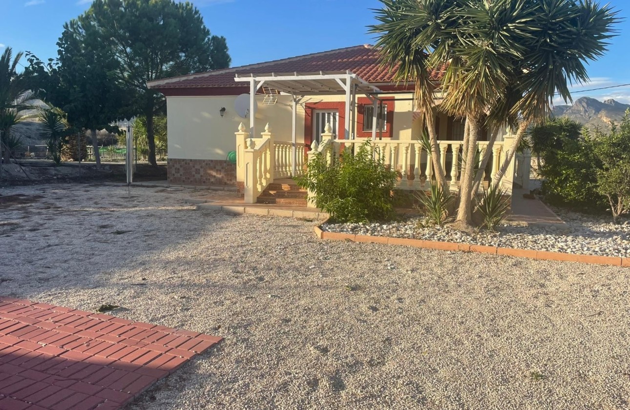 Revente - Finca Propriété rurale -
Fortuna