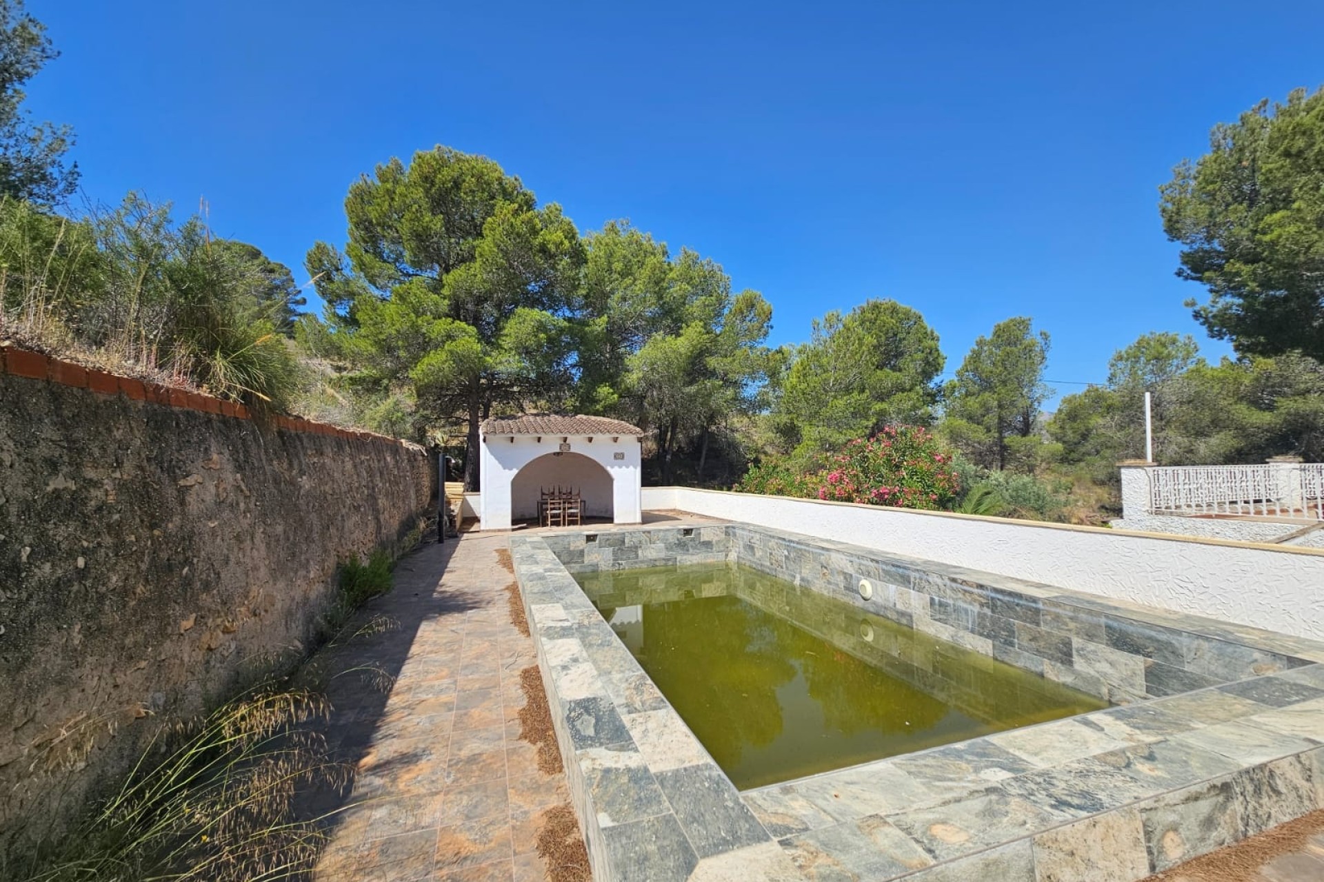 Revente - Finca / Propriété rurale -
Hondón de los Fráiles