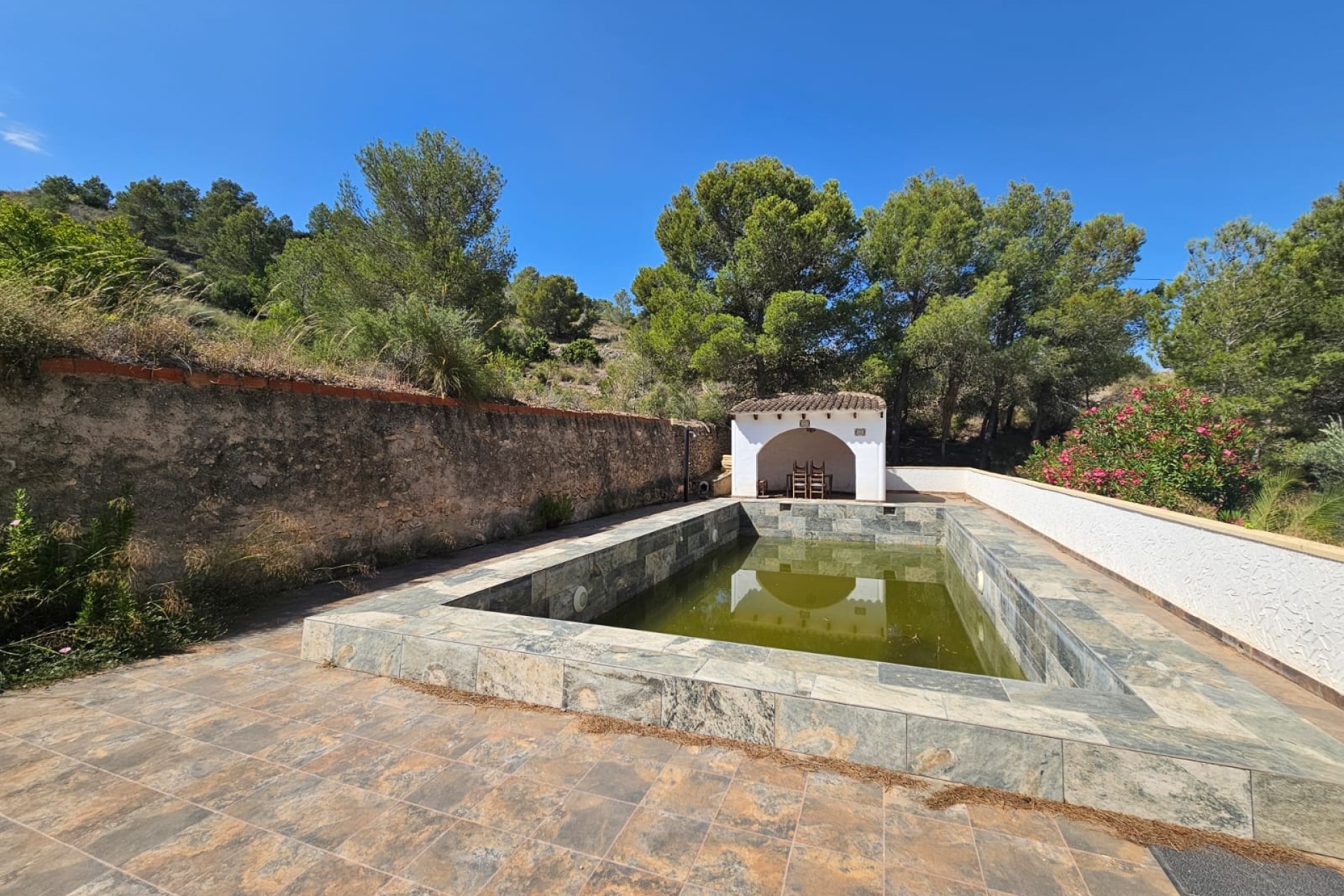 Revente - Finca / Propriété rurale -
Hondón de los Fráiles