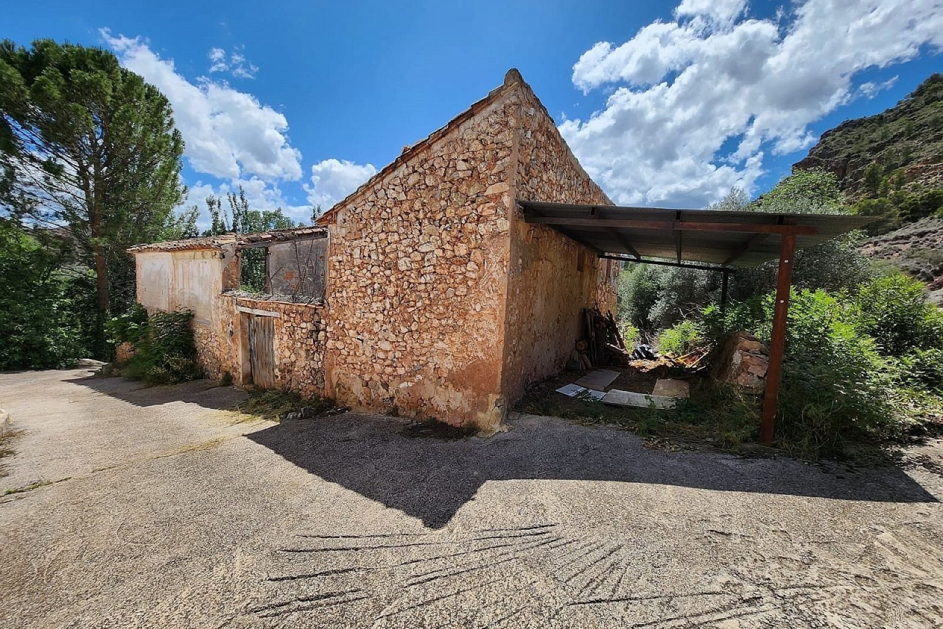 Revente - Finca Propriété rurale -
Jalance