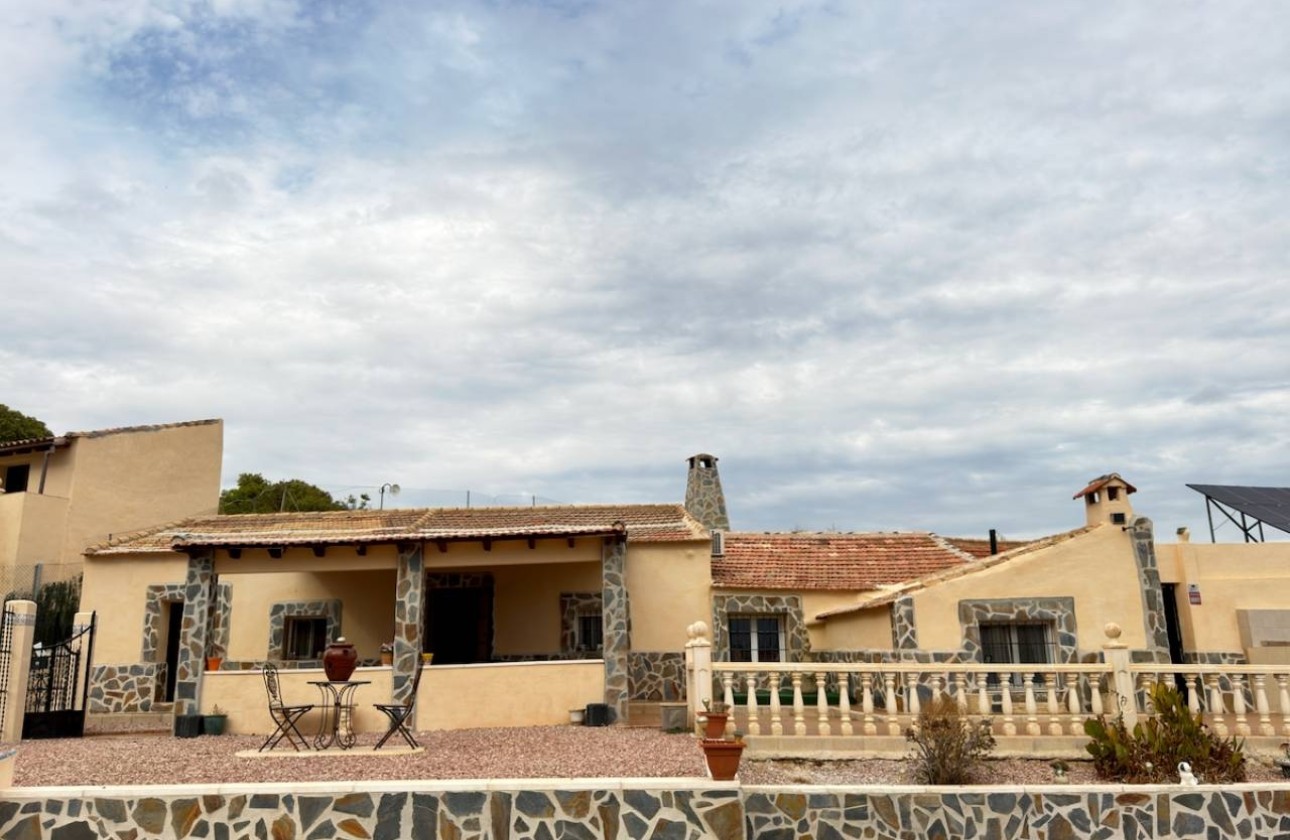 Revente - Finca / Propriété rurale -
La Murada