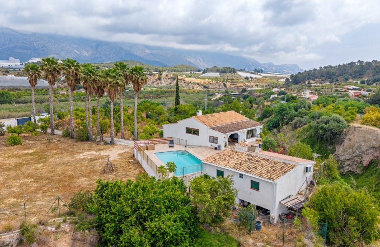 Revente - Finca / Propriété rurale -
La Nucía