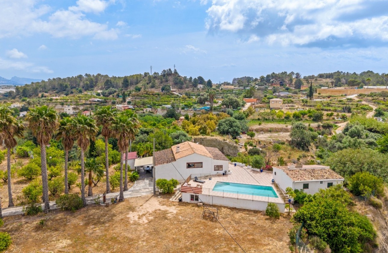 Revente - Finca / Propriété rurale -
La Nucía