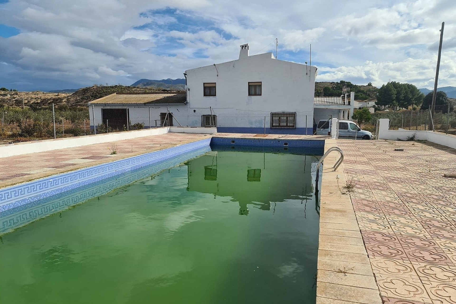 Revente - Finca Propriété rurale -
SAX