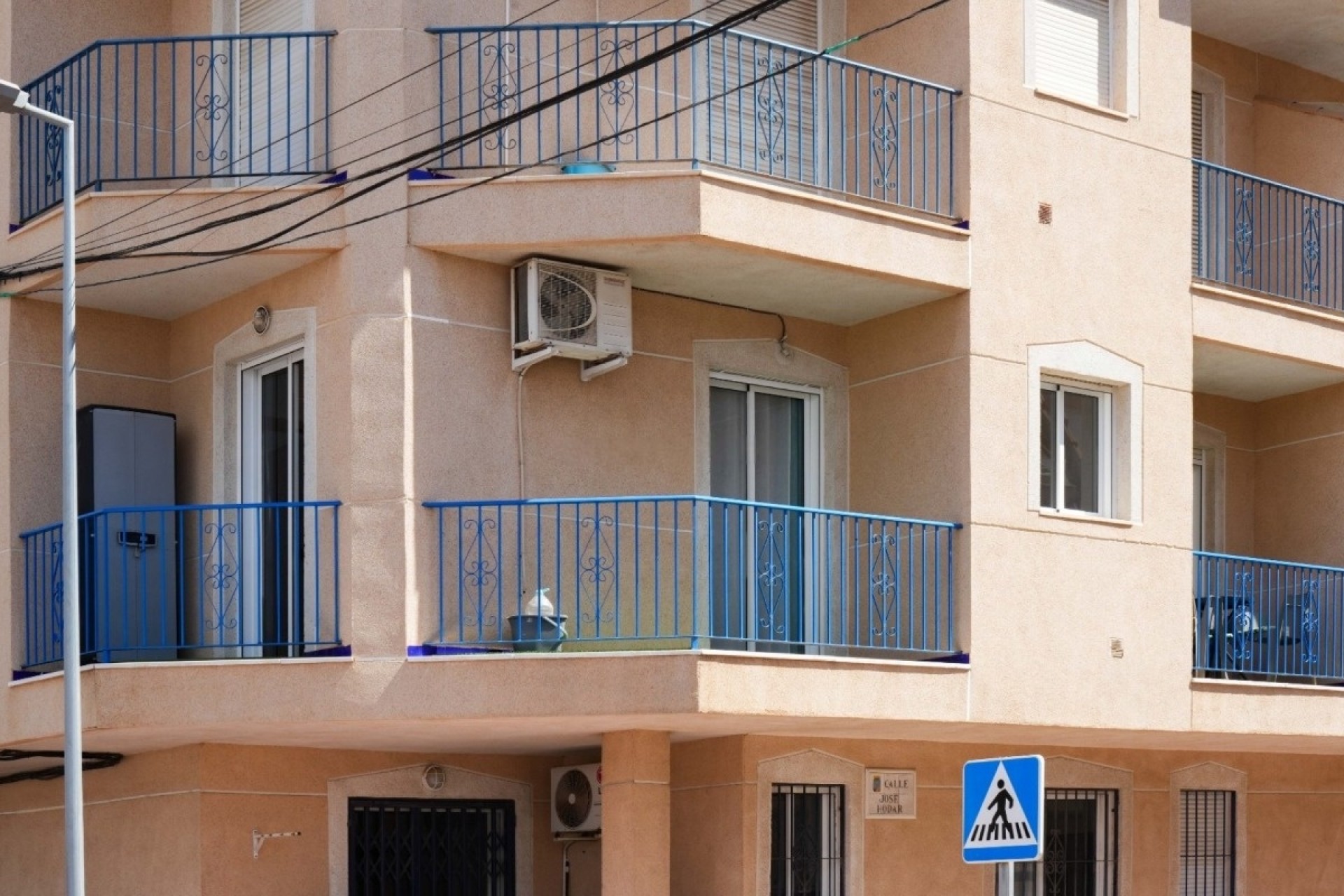 Revente - Finca / Propriété rurale -
Torrevieja