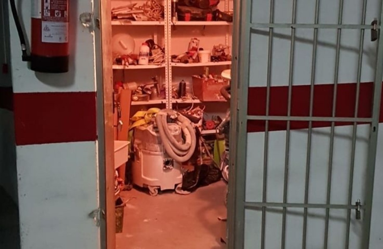 Revente - Garage -
Torrevieja