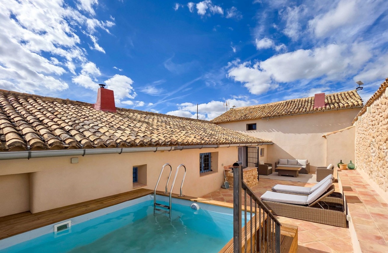 Revente -  -
La Alberquilla