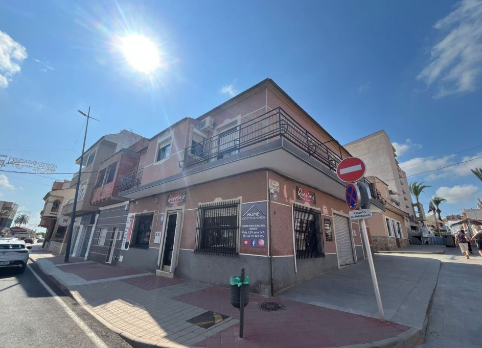 Revente - Maison de ville -
Algorfa