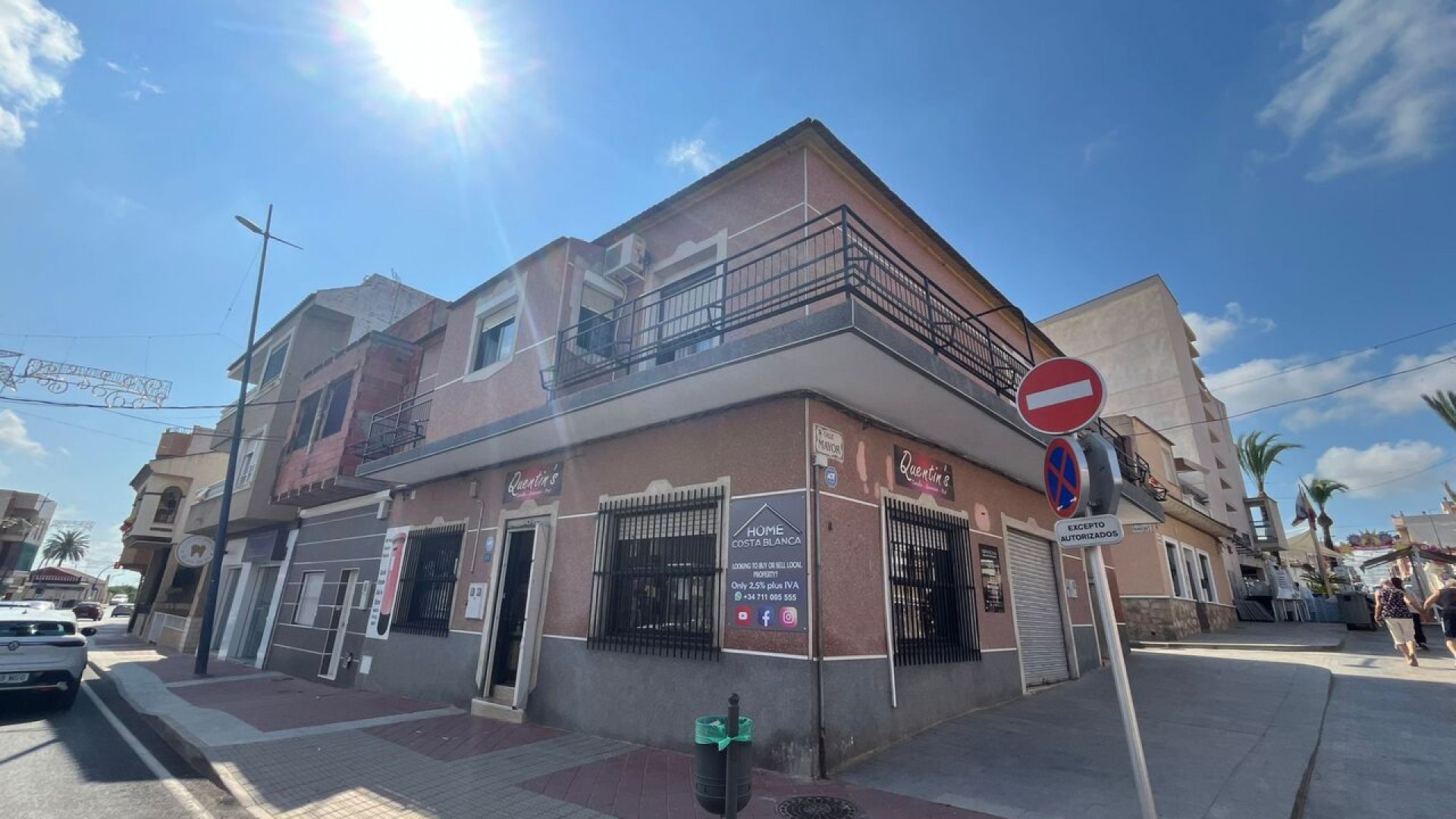 Revente - Maison de ville -
Algorfa