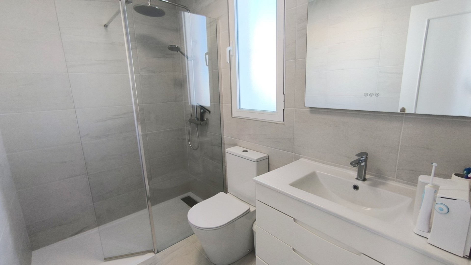 Revente - Maison de ville -
Algorfa