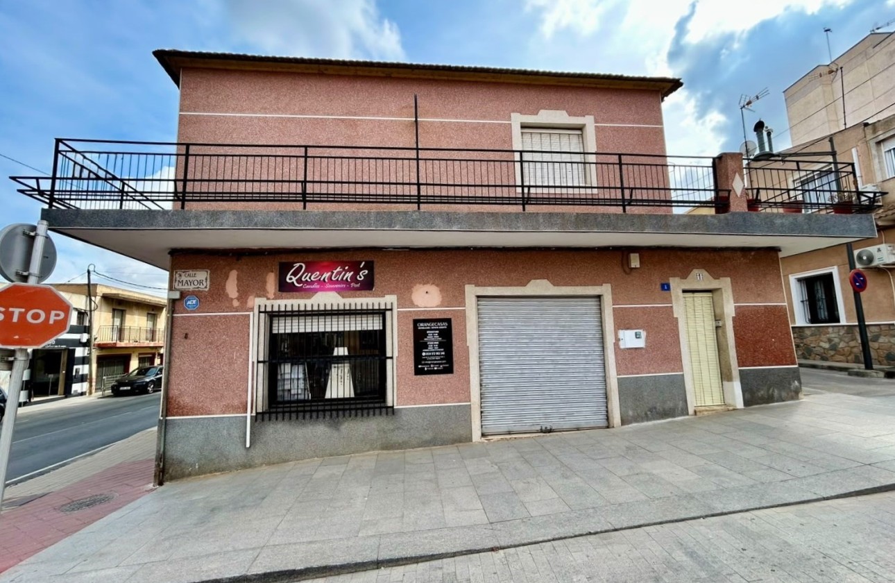 Revente - Maison de ville -
Algorfa