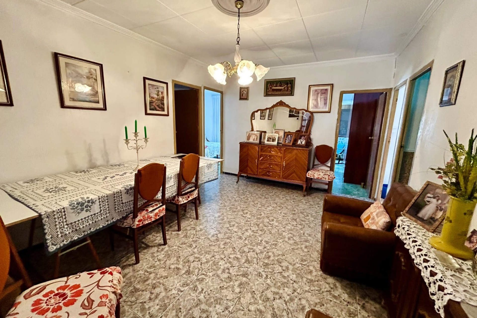 Revente - Maison de ville -
Algorfa