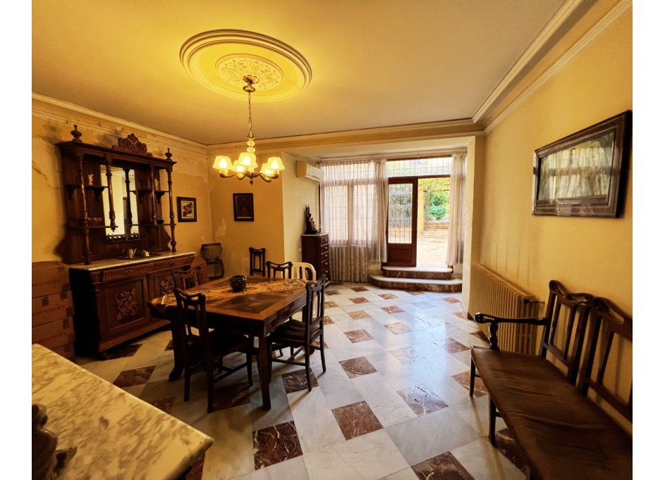 Revente - Maison de ville -
Aspe