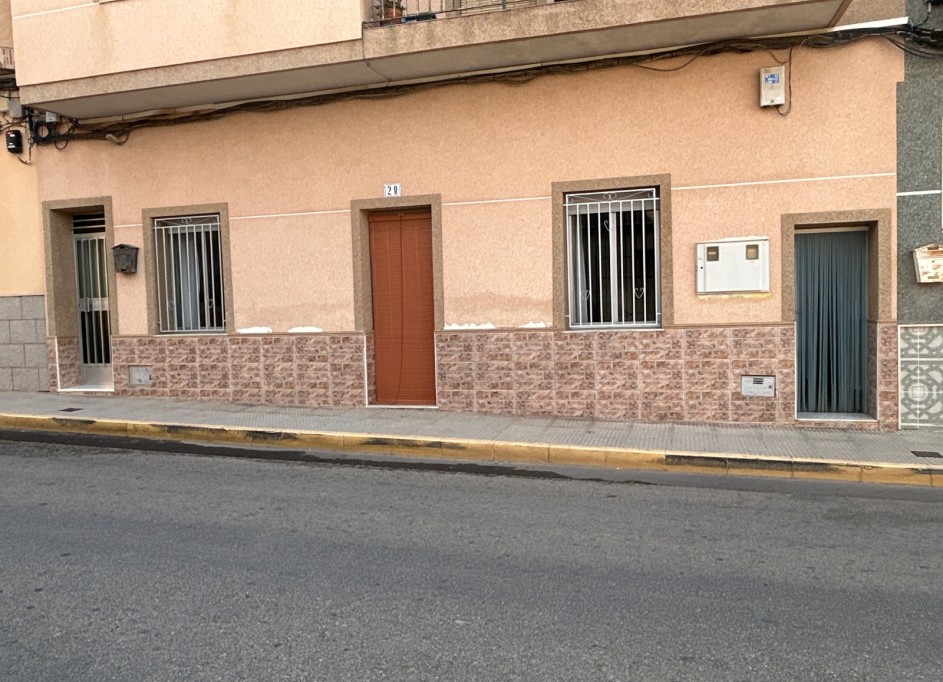 Revente - Maison de ville -
Benejúzar