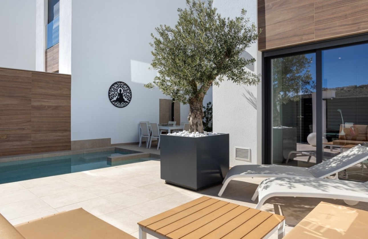 Revente - Maison de ville -
Benijofar