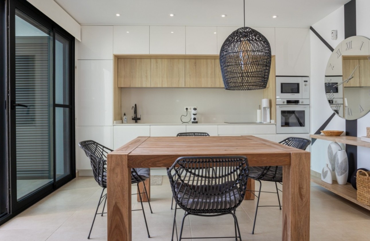 Revente - Maison de ville -
Benijofar