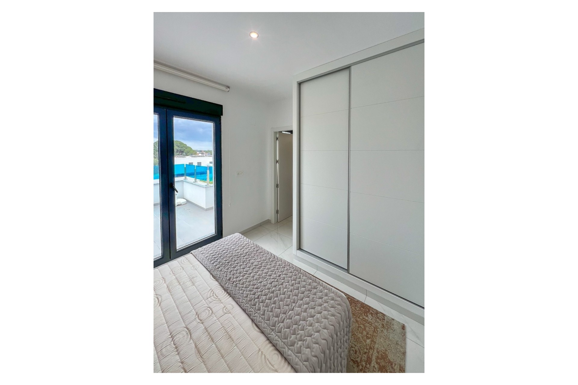 Revente - Maison de ville -
Bigastro