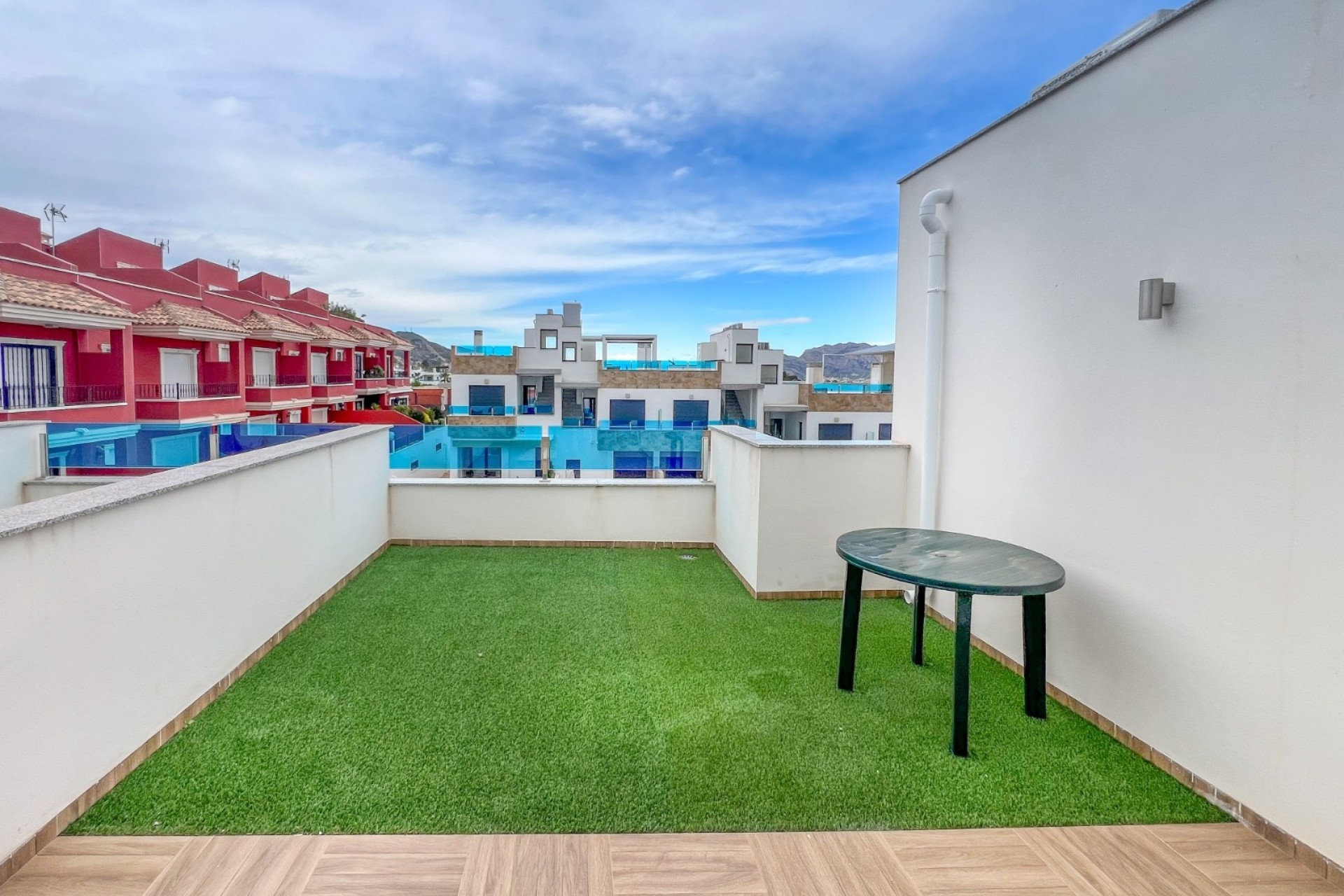 Revente - Maison de ville -
Bigastro