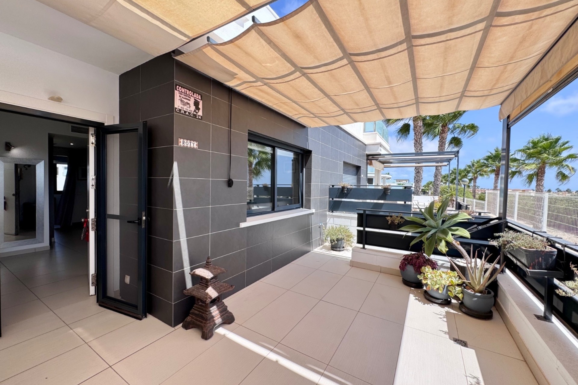 Revente - Maison de ville -
Cabo Roig