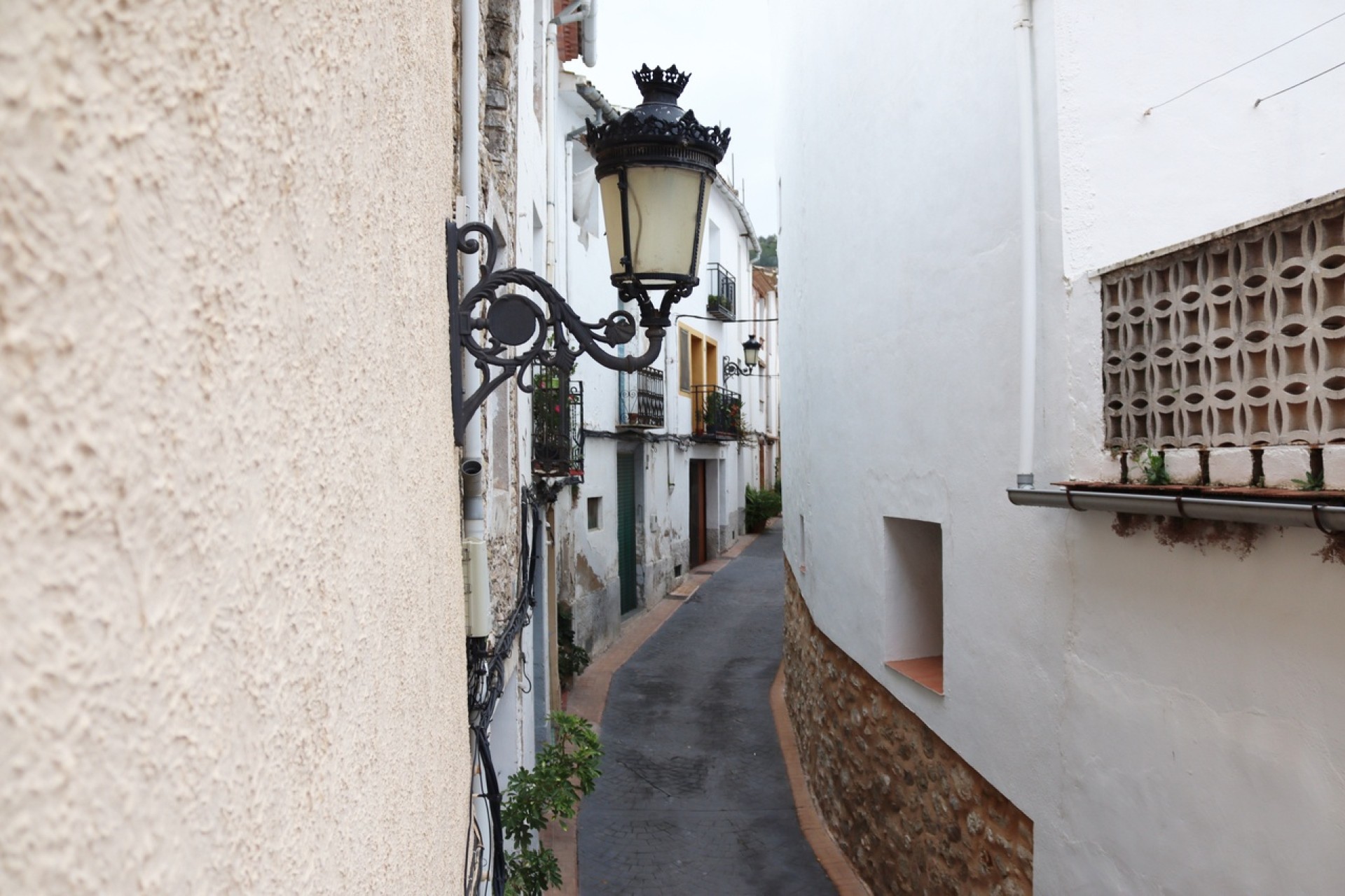 Revente - Maison de ville -
Castell de Castells - Inland
