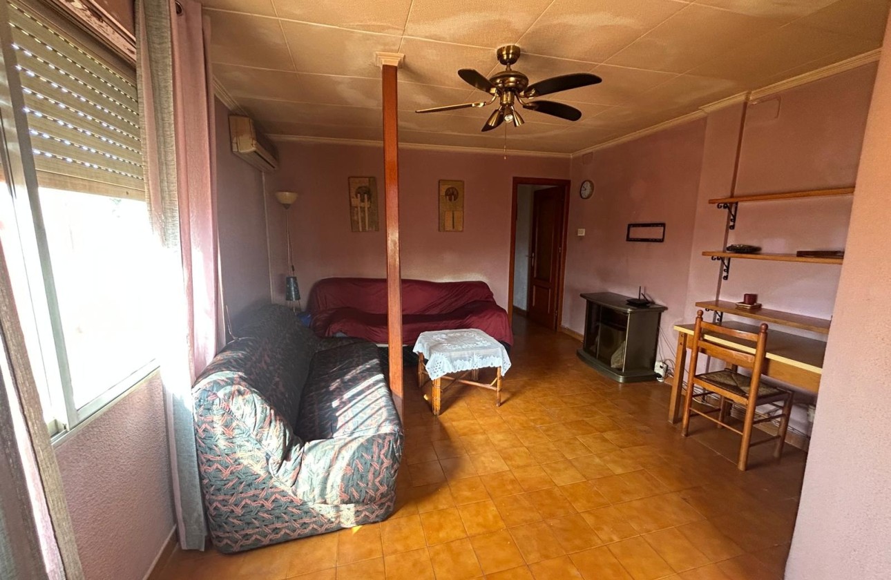 Revente - Maison de ville -
Crevillente