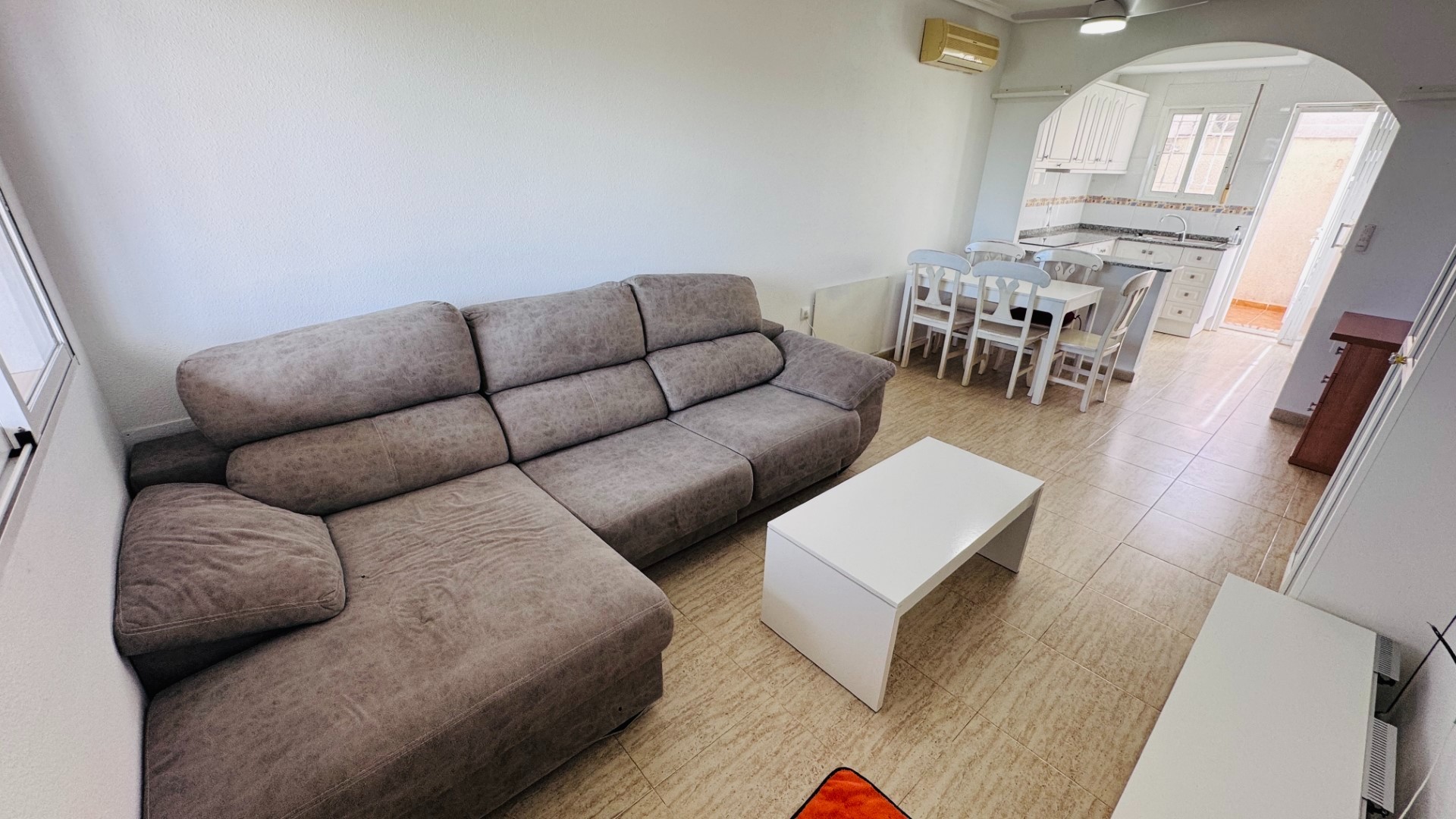 Revente - Maison de ville -
Daya Nueva