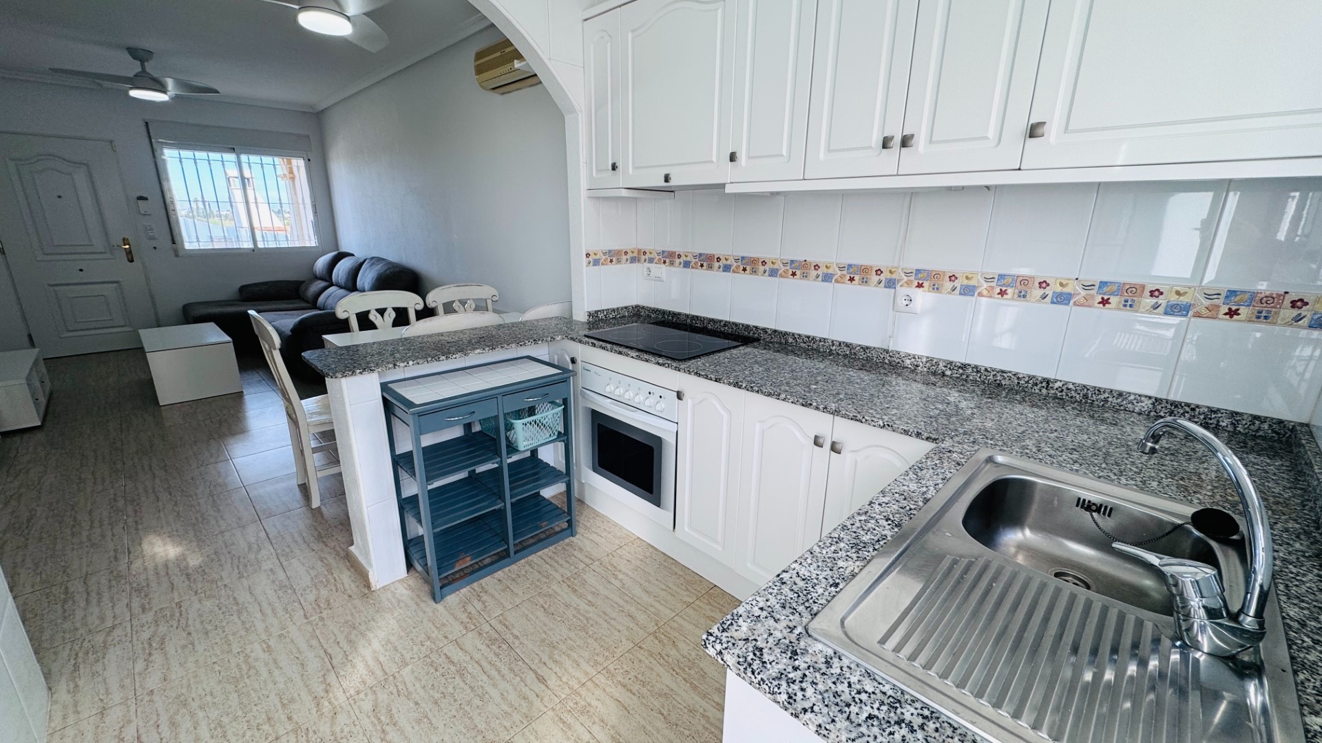 Revente - Maison de ville -
Daya Nueva