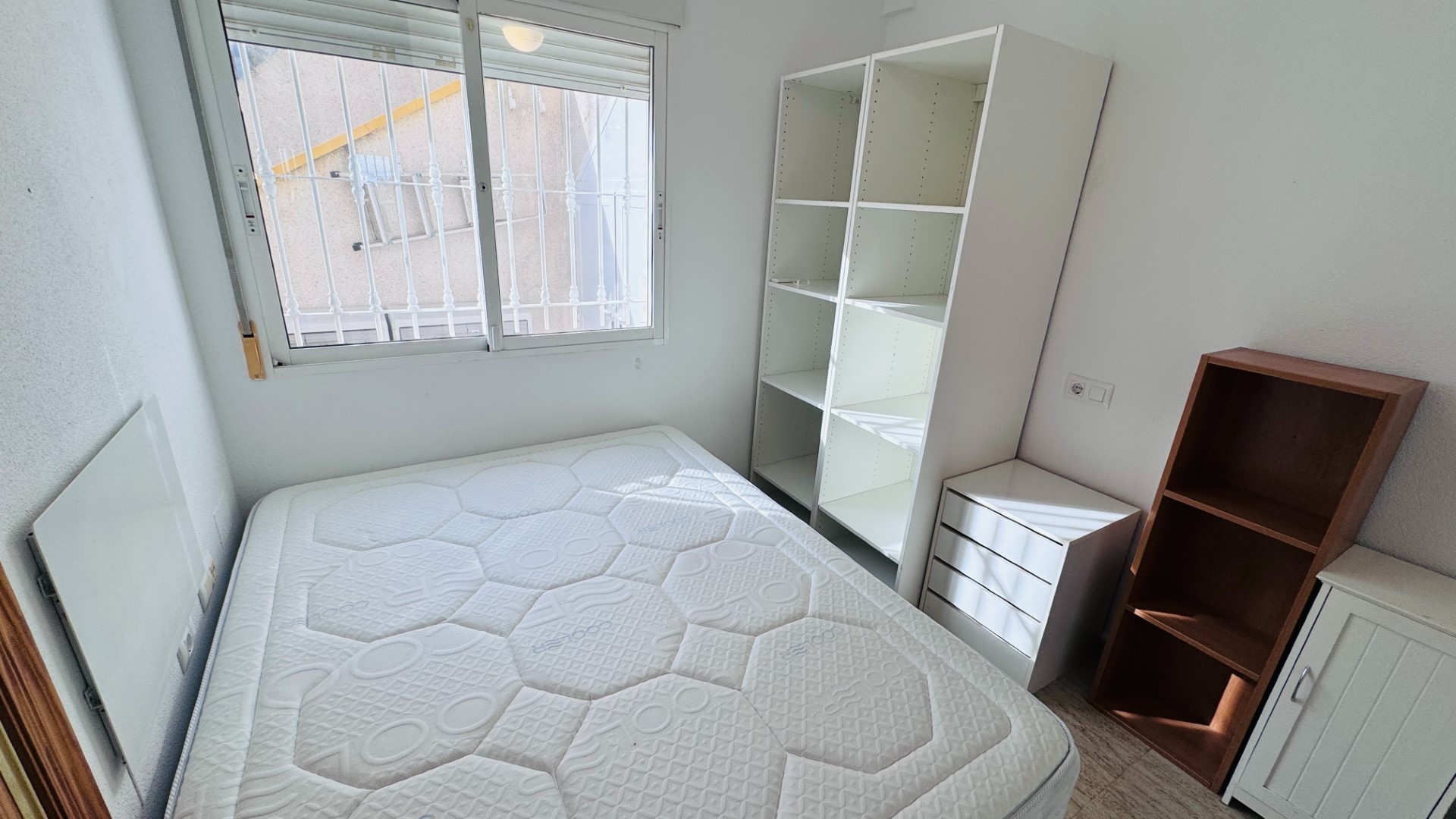 Revente - Maison de ville -
Daya Nueva