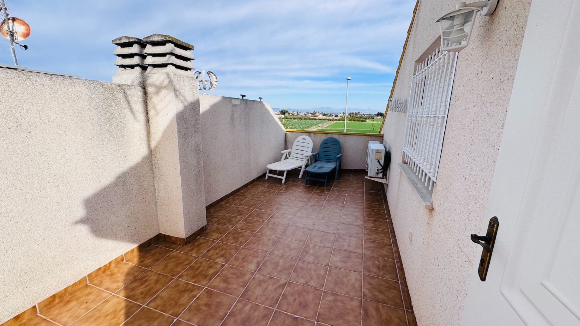 Revente - Maison de ville -
Daya Nueva